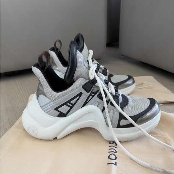 Authentic Louis Vuitton Silver Leather and Mesh Archlight Sneakers Women’s - Picture 1 of 12